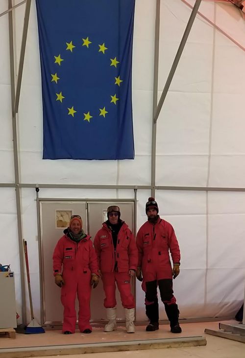 The drill tent has been officially reopened, thanks to Saverio, Michele and Claudio! Next step: opening the entire camp!